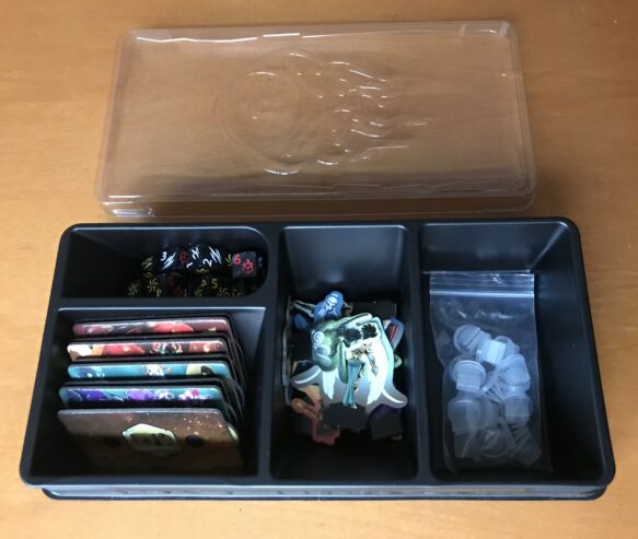 DICE THRONE ADVENTURES CHAMPION EDITION + sleeves