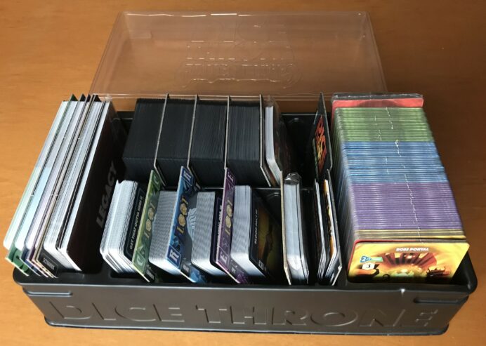 DICE THRONE ADVENTURES CHAMPION EDITION + sleeves