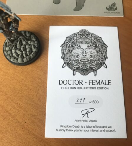 KINGDOM DEATH MONSTER KDM FEMALE DOCTOR – FIRST RUN COLLECTOR’S EDITION – DIPINTA