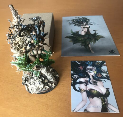 KINGDOM DEATH: MONSTER KDM FLOWER WITCH – ENCORE EDITION – DIPINTA e con ELEMENTI SCENICI