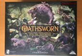 Oathsworn: Into the Deepwood 2nd edition Versione Standee – Kickstarter KS – 2023 – Nuovo Sigillato