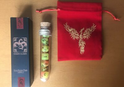 Dadi-Flask-of-Glow-in-the-Dark-dice-set-Fire-Bolt-Red-Yellow_1