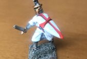 MINIATURA IN METALLO – SOLDATO CROCIATO CON SPADA E SCUDO – Altezza 40 mm