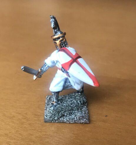 MINIATURA IN METALLO – SOLDATO CROCIATO CON SPADA E SCUDO – Altezza 40 mm