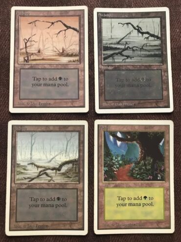 3x Palude Unlimited + Foresta Unlimited + Foresta Italiana Bordo Nero – Magic: The Gathering MTG