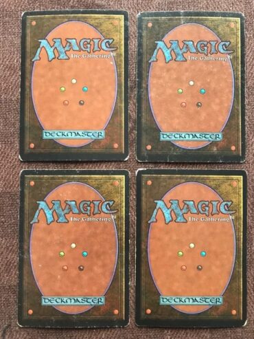 3x Palude Unlimited + Foresta Unlimited + Foresta Italiana Bordo Nero – Magic: The Gathering MTG