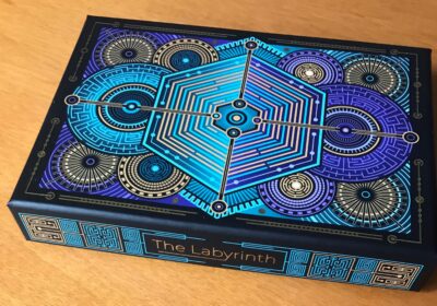 The-Labyrinth-Exclusive-Box-Gilded-sealed_1