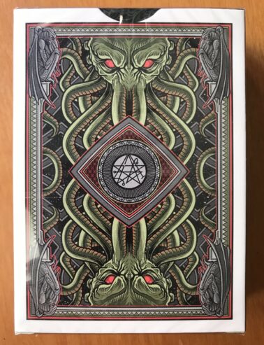 CTHULHU MYTHOS GREEN – Cthulhu Project – Lovecraft – Carte da Gioco – NUOVO SIGILLATO