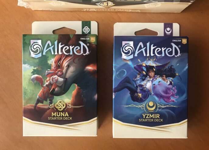 ALTERED TCG Scatola di Booster + Mazzo Yzmir + Mazzo Muna – Kickstarter – NUOVO SIGILLATO