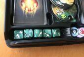 DICE THRONE SEASON TWO CHAMPION EDITION BATTLE CHEST + carte PROMO + carte imbustate