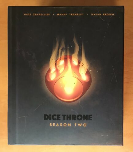 DICE THRONE SEASON TWO CHAMPION EDITION BATTLE CHEST + carte PROMO + carte imbustate