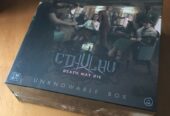 CTHULHU DEATH MAY DIE FEAR OF THE UNKNOWN + UNKNOWABLE BOX – Gioco da tavolo – NUOVO SIGILLATO