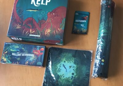 Kelp-Deluxe-bundle-sealed-KS_1